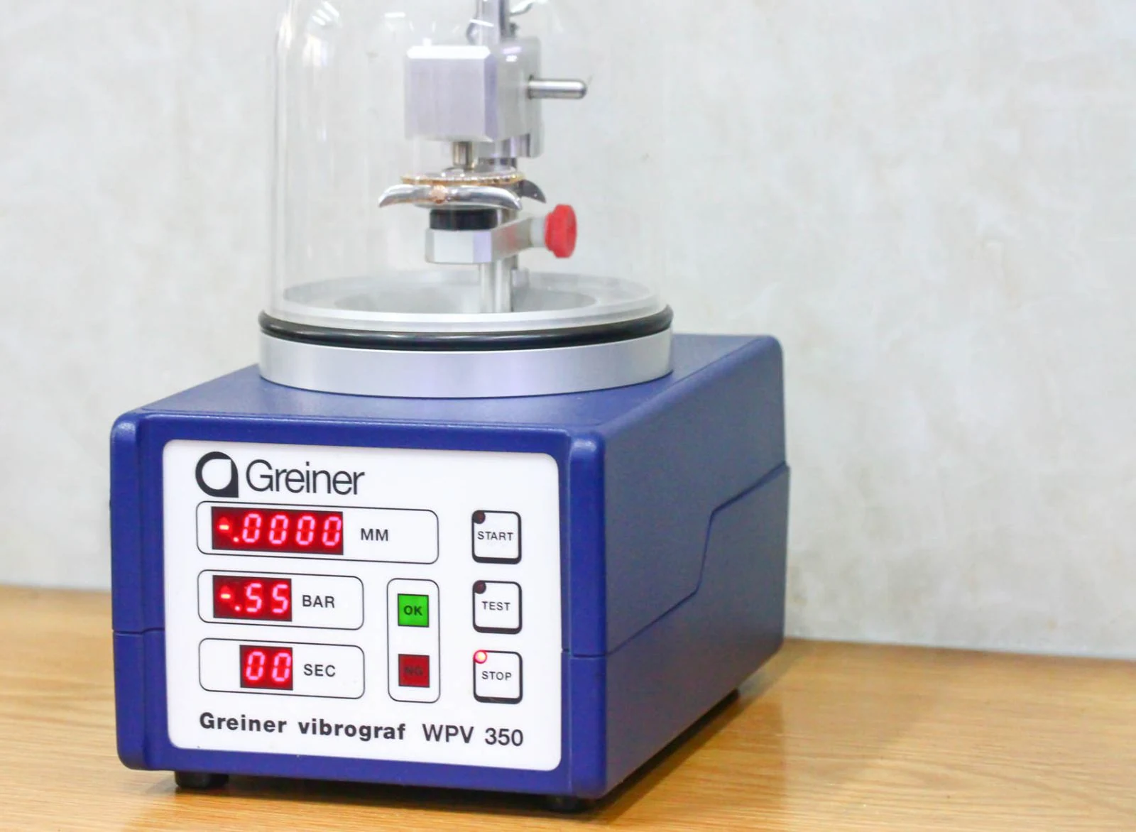 Bước 07 trong quy trình lau dầu