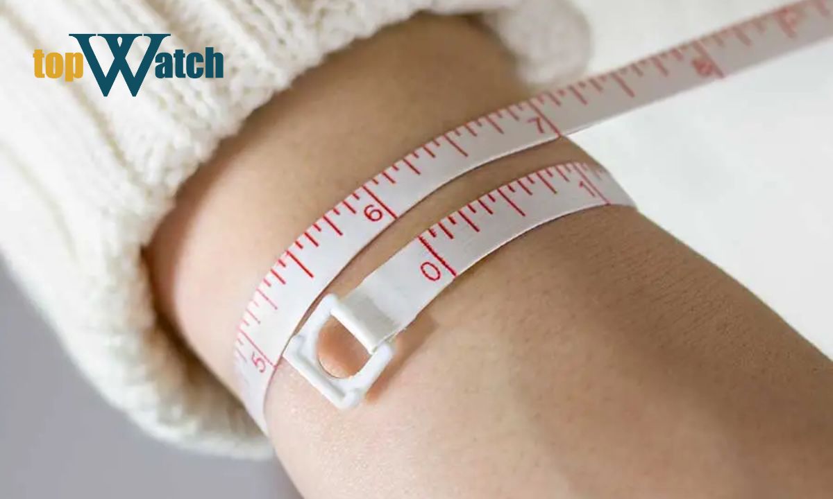 Hướng dẫn cách chọn size đồng hồ nữ chuẩn theo kích thước tay cách đo chu vi cổ tay nữ