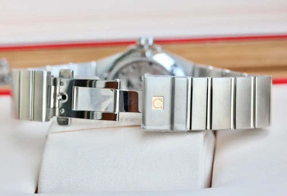 Đồng Hồ Omega Constellation Co-Axial 123.10.38.21.52.001 (12310382152001) Đồng Hồ Omega Constellation Co-Axial 123.10.38.21.52.001 (12310382152001) - Ảnh 5