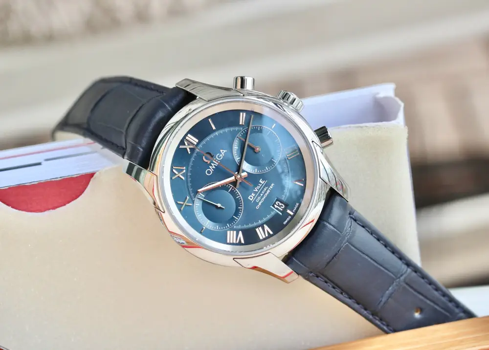 Đồng Hồ Omega De Ville Co-Axial Chronograph 431.13.42.51.03.001 (43113425103001) Đồng Hồ Omega De Ville Co-Axial Chronograph 431.13.42.51.03.001 (43113425103001) - Ảnh 4