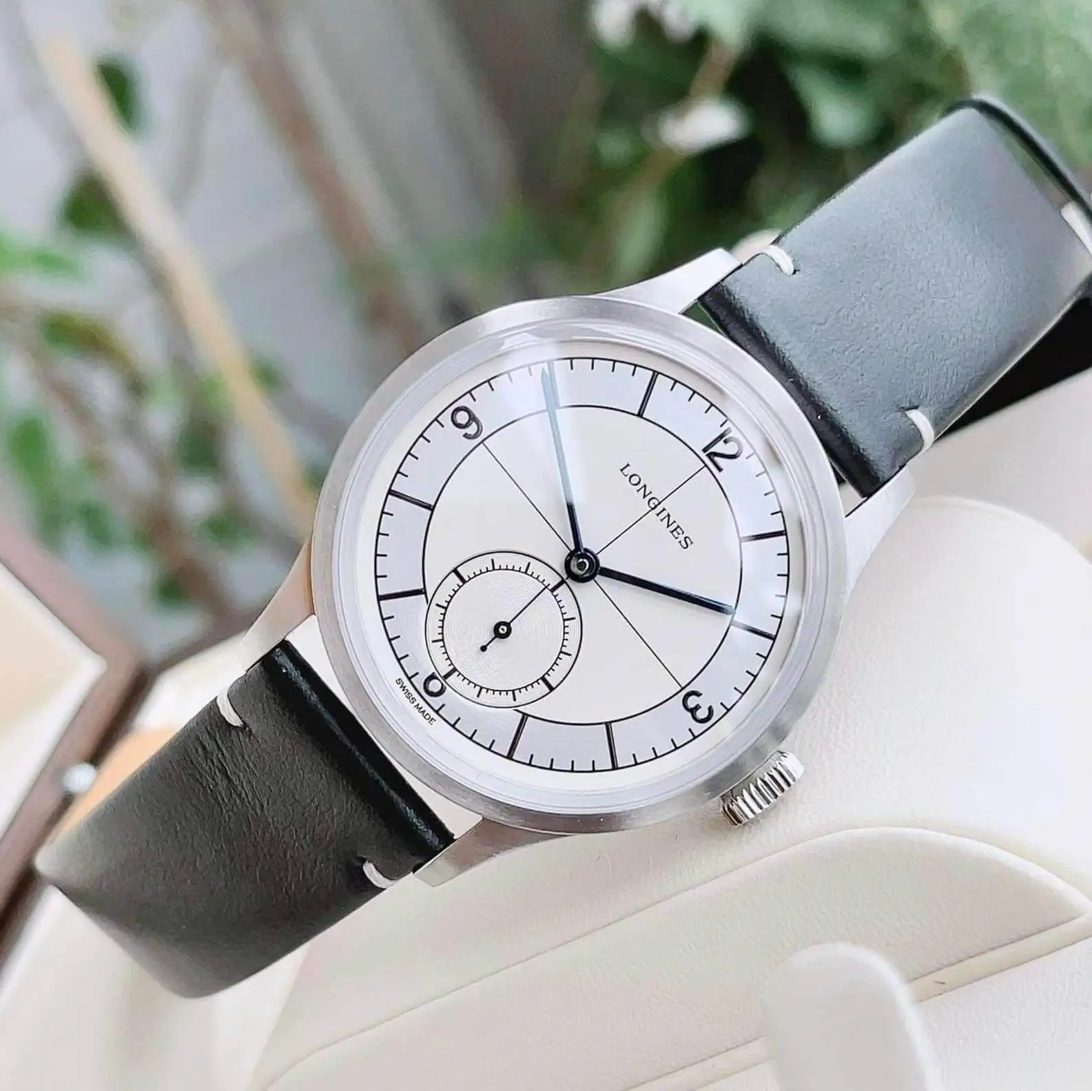 Đồng Hồ Longines Heritage Classic Sector Dial L2.828.4.73.0 (L28284730) Đồng Hồ Longines Heritage Classic Sector Dial L2.828.4.73.0 (L28284730) - Ảnh 2