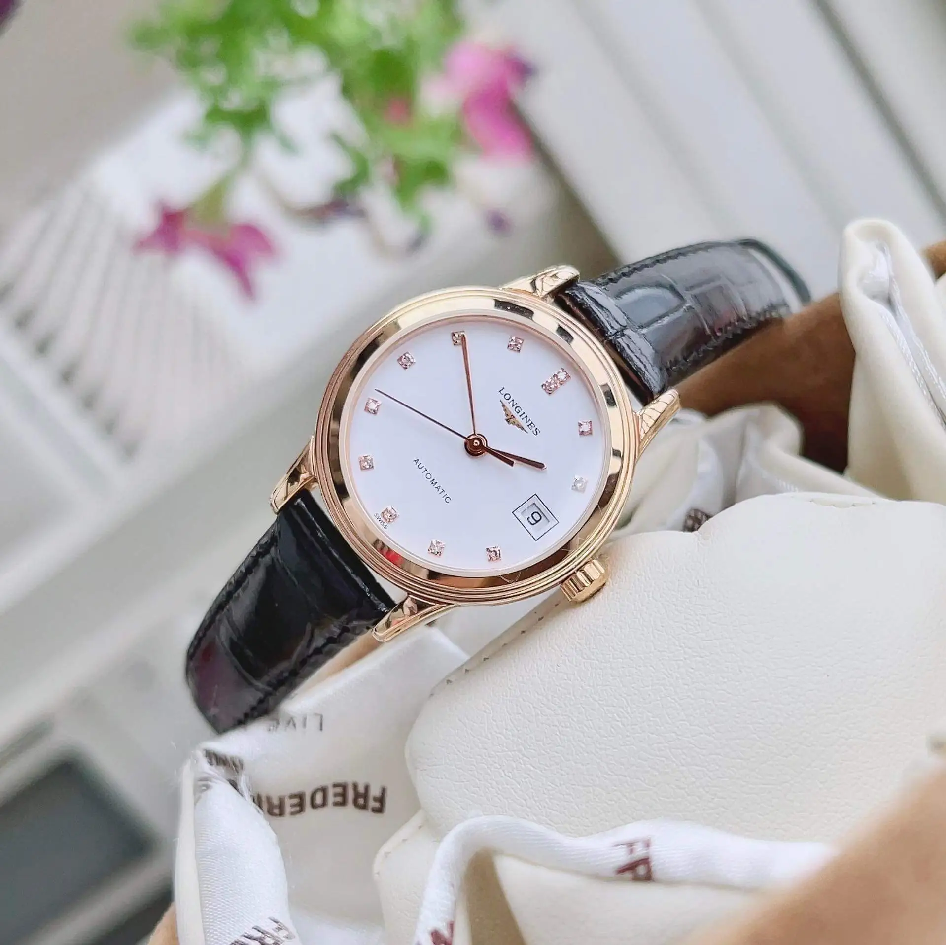 Đồng Hồ Longines Flagship L4.274.8.27.2 (L42748272) Đồng Hồ Longines Flagship L4.274.8.27.2 (L42748272) - Ảnh 2