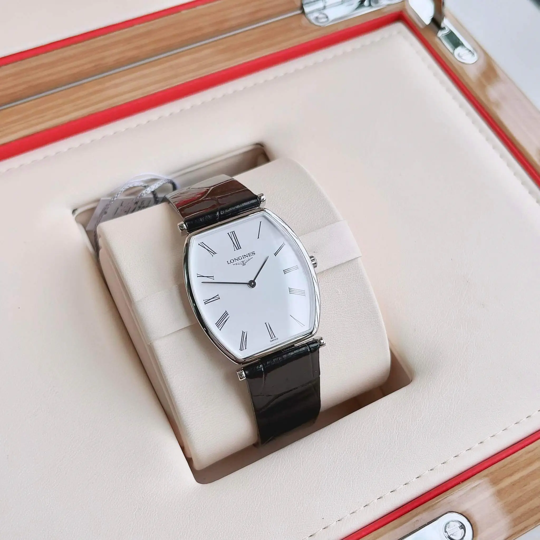 Đồng Hồ Longines La Grande Classique L4.705.4.11.2 (L47054112) Đồng Hồ Longines La Grande Classique L4.705.4.11.2 (L47054112) - Ảnh 3