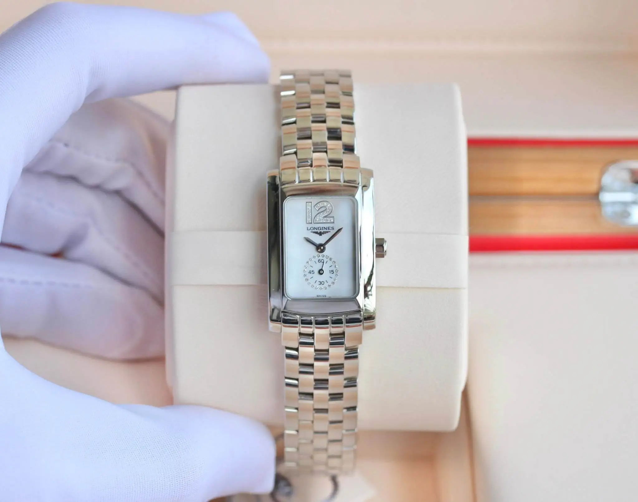 Đồng Hồ Longines Dolce Vita L5.155.4.85.6 (L51554856) Longines Dolce Vita L5.155.4.85.6 (L51554856)