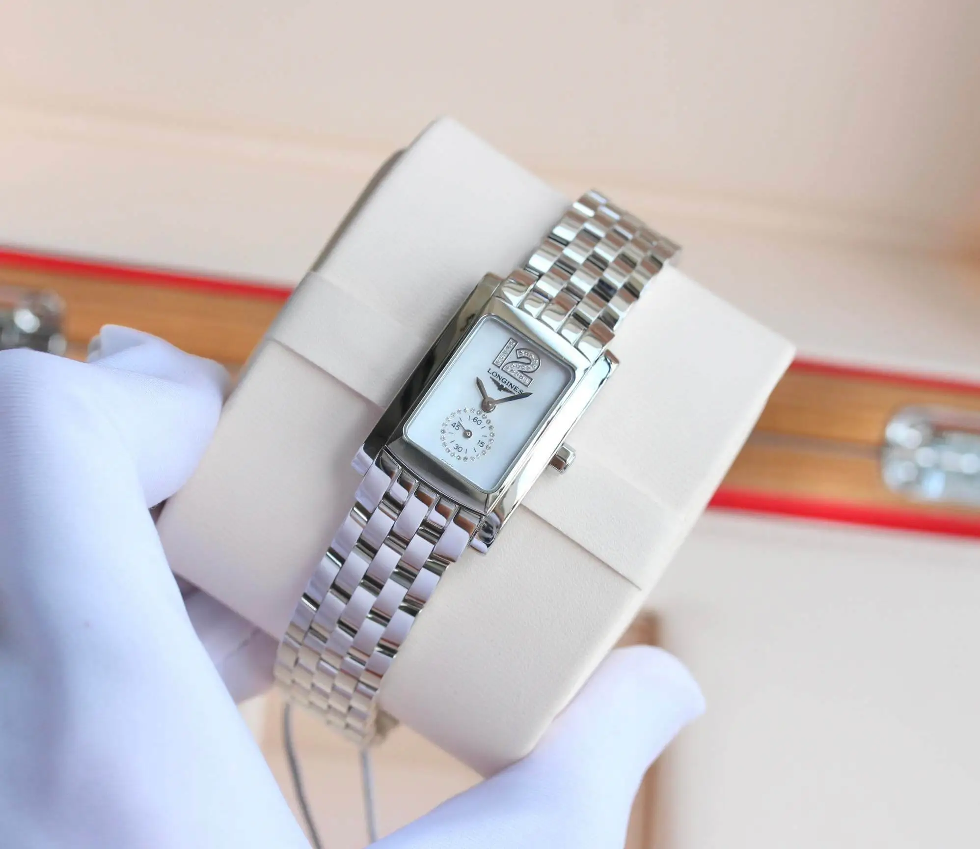 Đồng Hồ Longines Dolce Vita L5.155.4.85.6 (L51554856) Longines Dolce Vita L5.155.4.85.6 (L51554856)