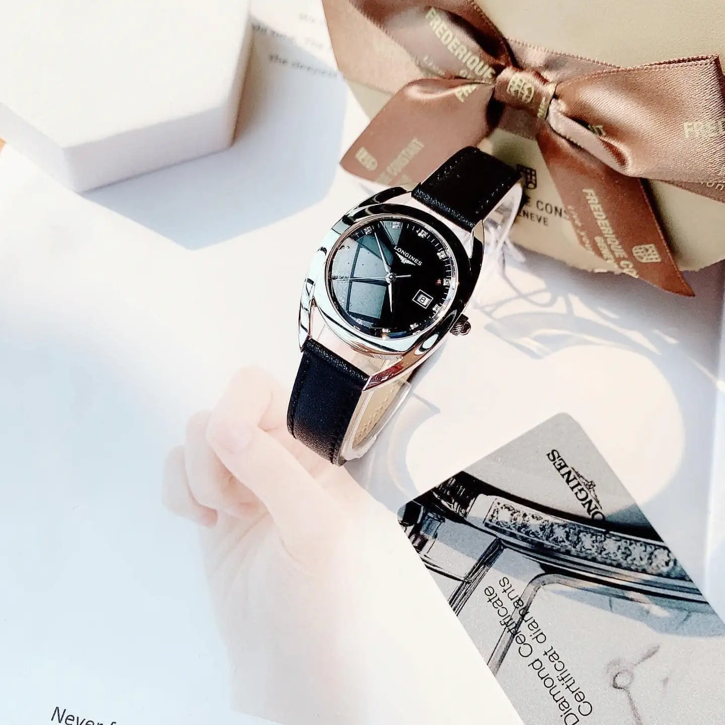 Đồng Hồ Longines Equestrian Horseshoe L6.137.4.57.0 (L61374570) Đồng Hồ Longines Equestrian Horseshoe L6.137.4.57.0 (L61374570) - Ảnh 12