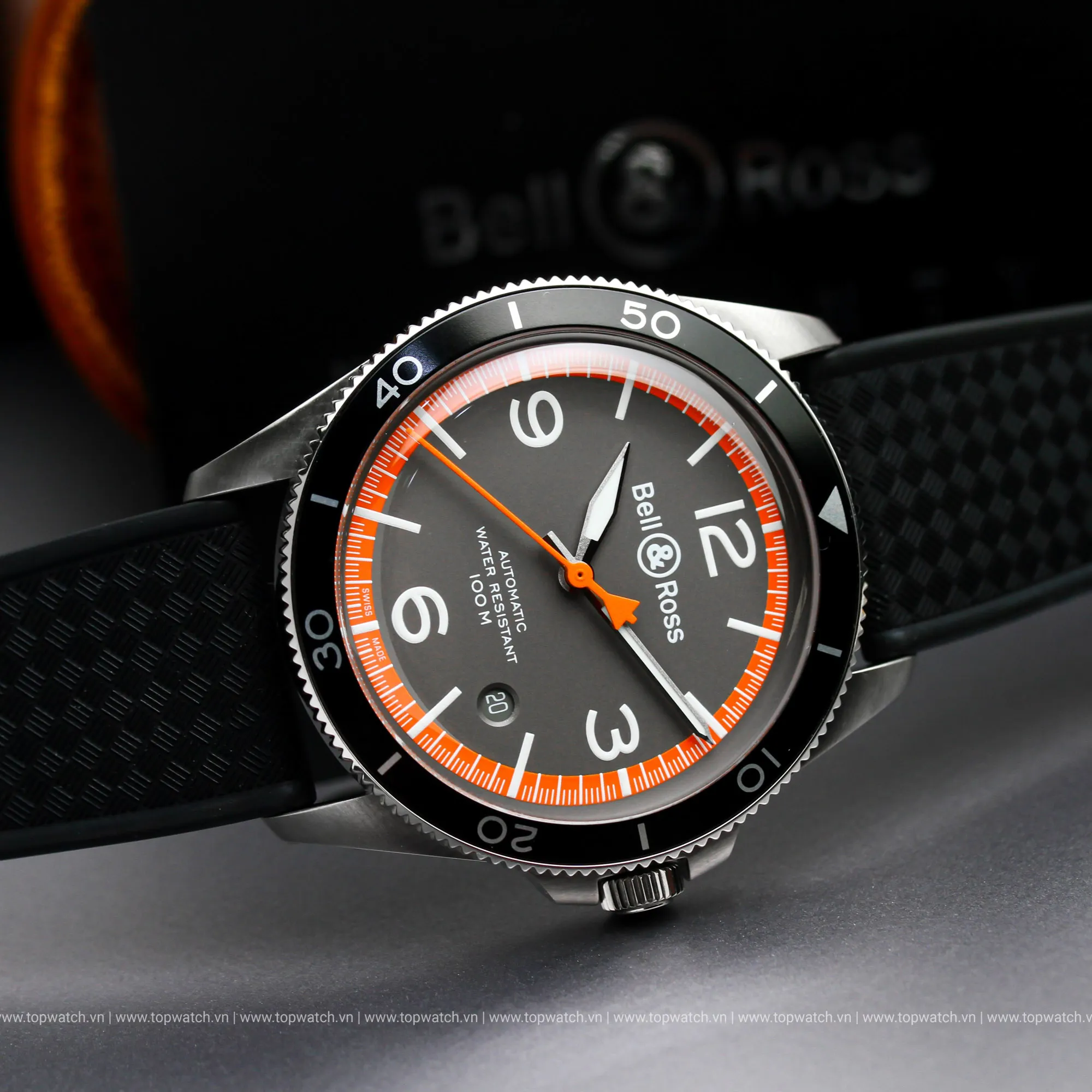 Đồng Hồ Bell & Ross Vintage V2-92 Garde Cotes BRV292-ORA-ST/SRB Đồng Hồ Bell & Ross Vintage V2-92 Garde Cotes BRV292-ORA-ST/SRB - Ảnh 3
