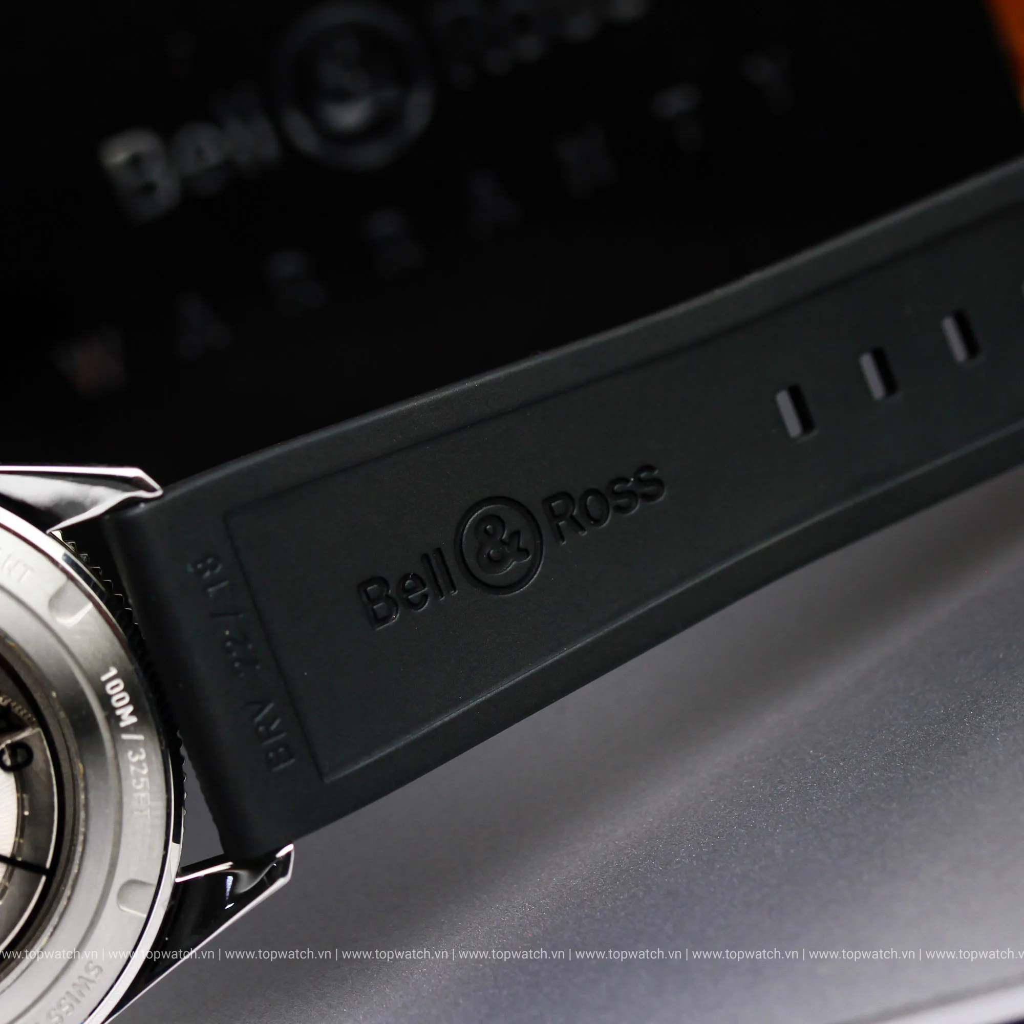 Đồng Hồ Bell & Ross Vintage V2-92 Garde Cotes BRV292-ORA-ST/SRB Đồng Hồ Bell & Ross Vintage V2-92 Garde Cotes BRV292-ORA-ST/SRB - Ảnh 9