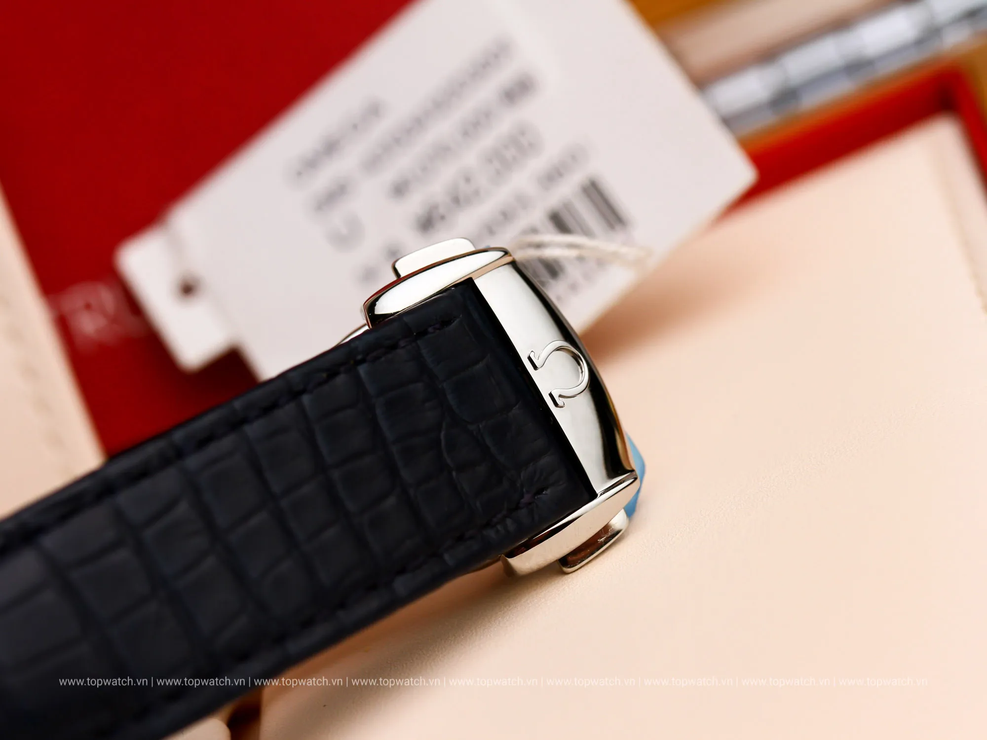Đồng Hồ Omega De Ville Hour Vision Annual Calendar 431.33.41.22.03.001 (43133412203001) Đồng Hồ Omega De Ville Hour Vision Annual Calendar 431.33.41.22.03.001 (43133412203001) - Ảnh 9
