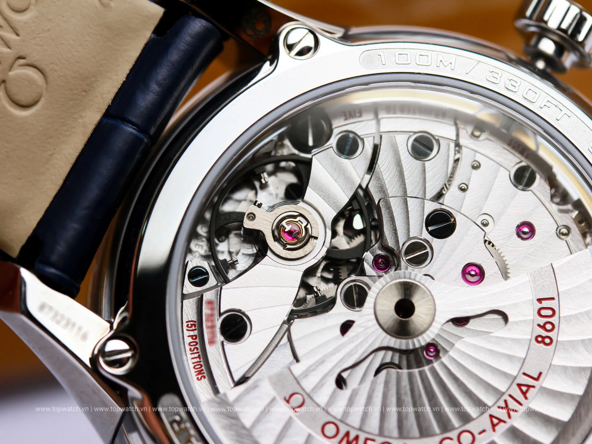 Đồng Hồ Omega De Ville Hour Vision Annual Calendar 431.33.41.22.03.001 (43133412203001) Đồng Hồ Omega De Ville Hour Vision Annual Calendar 431.33.41.22.03.001 (43133412203001) - Ảnh 13