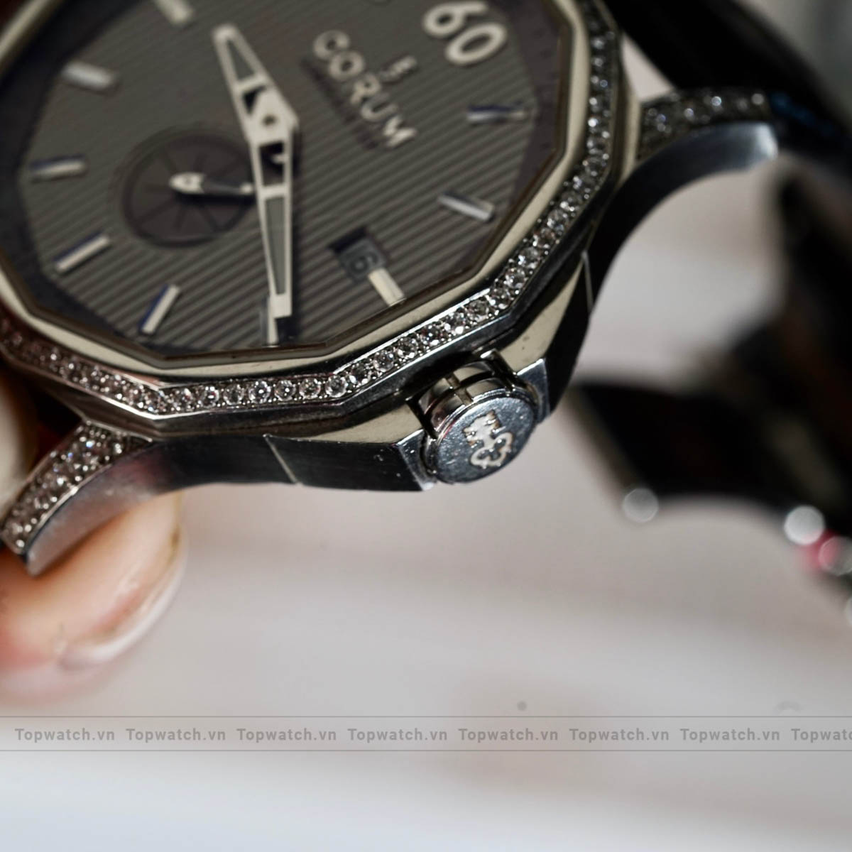 Đồng hồ Corum Admiral's Cup Men's Automatic Dress Đồng hồ Corum Admiral's Cup Men's Automatic Dress - Ảnh 2