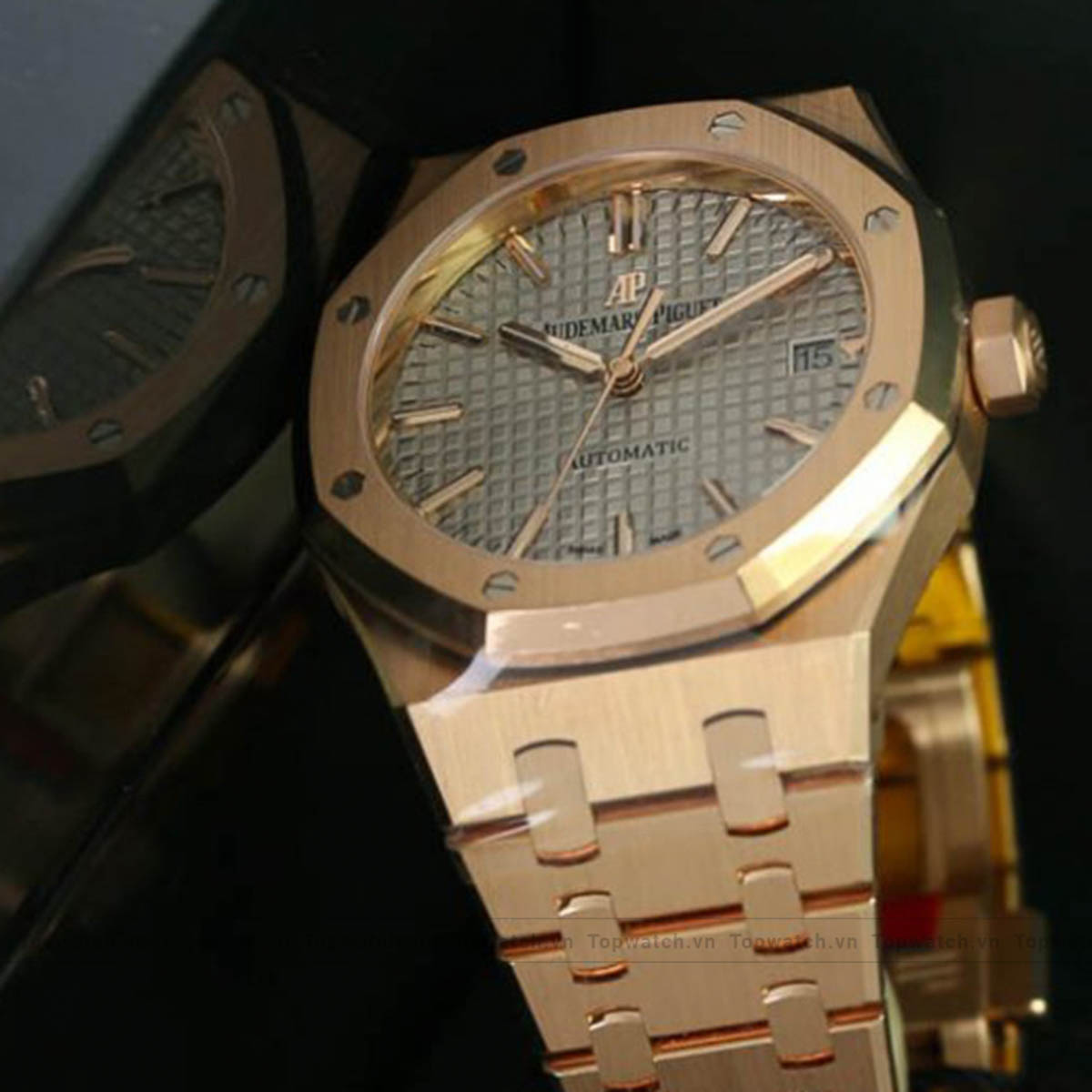 Đồng hồ Audemars Piguet Royal Oak Selfwinding 15450OR.OO.1256OR.01 Đồng hồ Audemars Piguet Royal Oak Selfwinding 15450OR.OO.1256OR.01 - Ảnh 4
