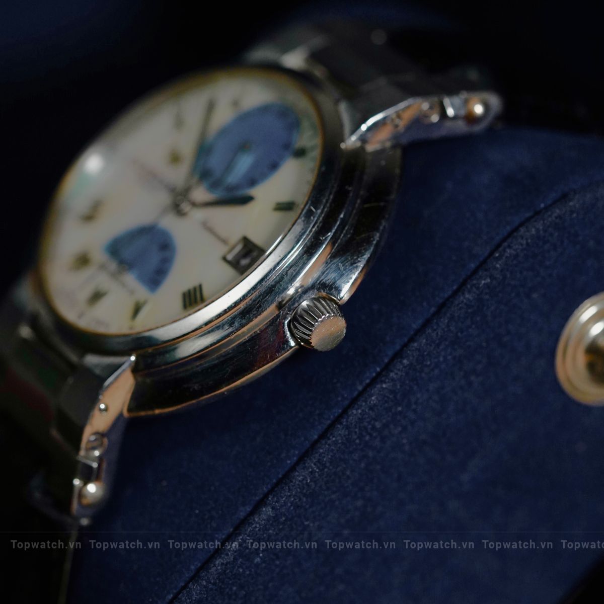 Đồng hồ A Le Marquand Diamond Power Reserve GMT Automatic Đồng hồ A Le Marquand Diamond Power Reserve GMT Automatic