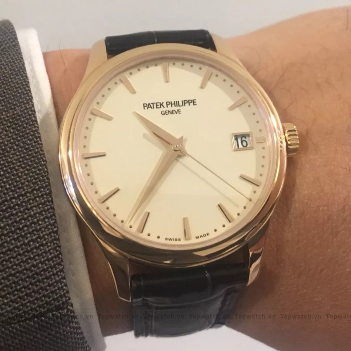 Patek Philippe Calatrava 5227R-001 Watch 39mm Patek Philippe Calatrava 5227R-001 Watch 39mm
