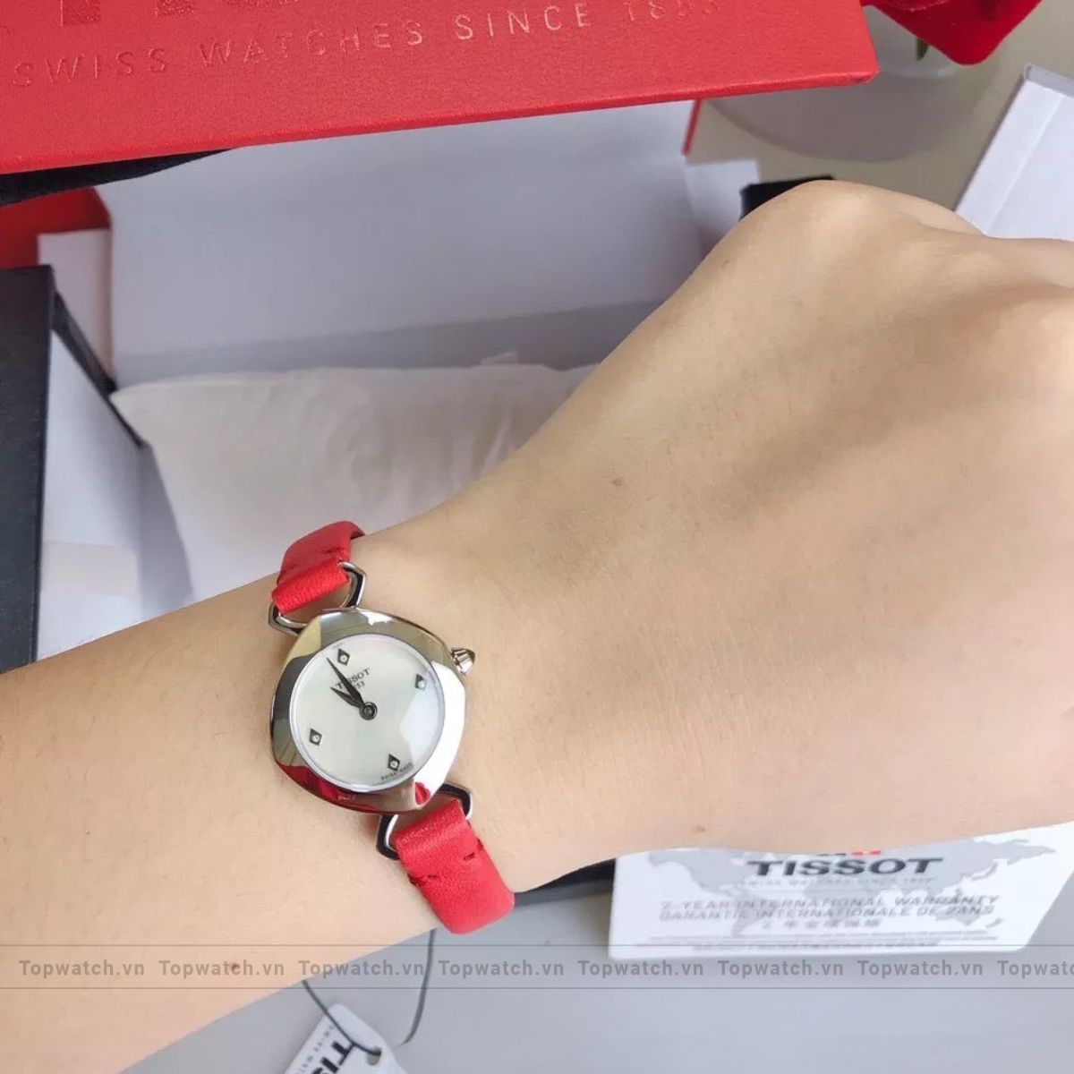Tissot Femini-T T113.109.16.116.00 Watch 24.8x22.58mm Tissot Femini-T T113.109.16.116.00 Watch 24.8x22.58mm