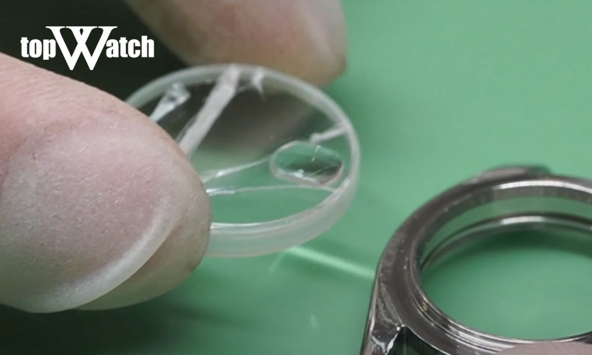 bước 2 thay kính tại nhà