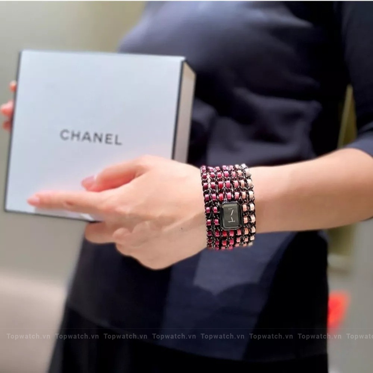 Chanel Premiere H10329 Cuff Blush Watch 19.7x15.2x7.5mm Chanel Premiere H10329 Cuff Blush Watch 19.7x15.2x7.5mm - Ảnh 4