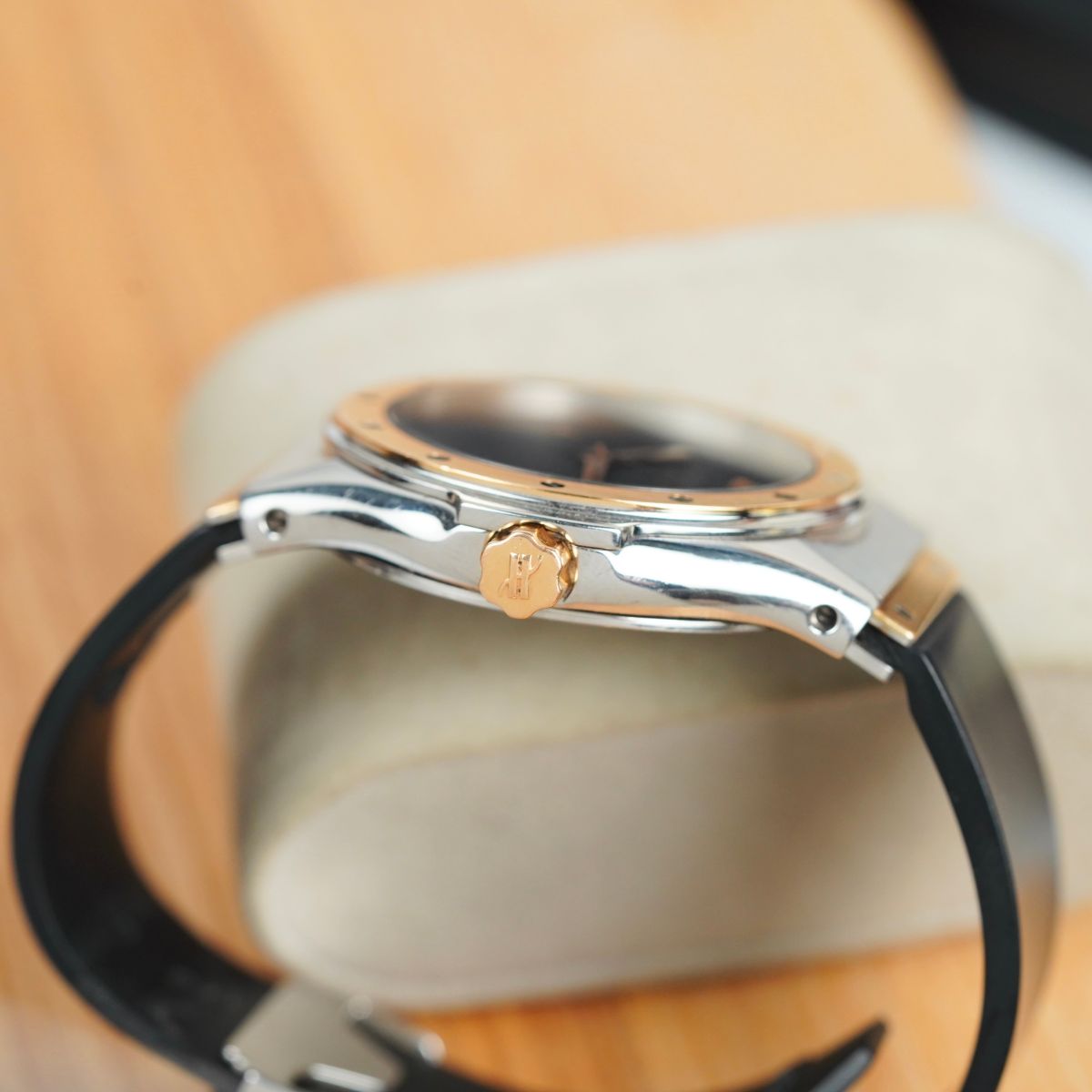 Đồng hồ Hublot Classic Fusion Quartz Steel & Rose Gold Ref.1905.7 Đồng hồ Hublot Classic Fusion Quartz Steel & Rose Gold Ref.1905.7 - Ảnh 4