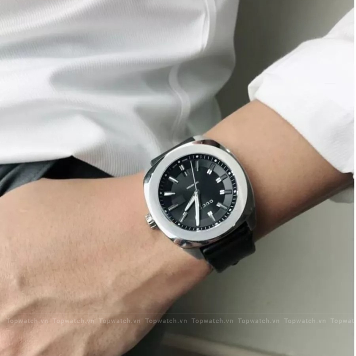 Gucci YA142206 GG2570 Black Watch 44mm Gucci YA142206 GG2570 Black Watch 44mm - Ảnh 2