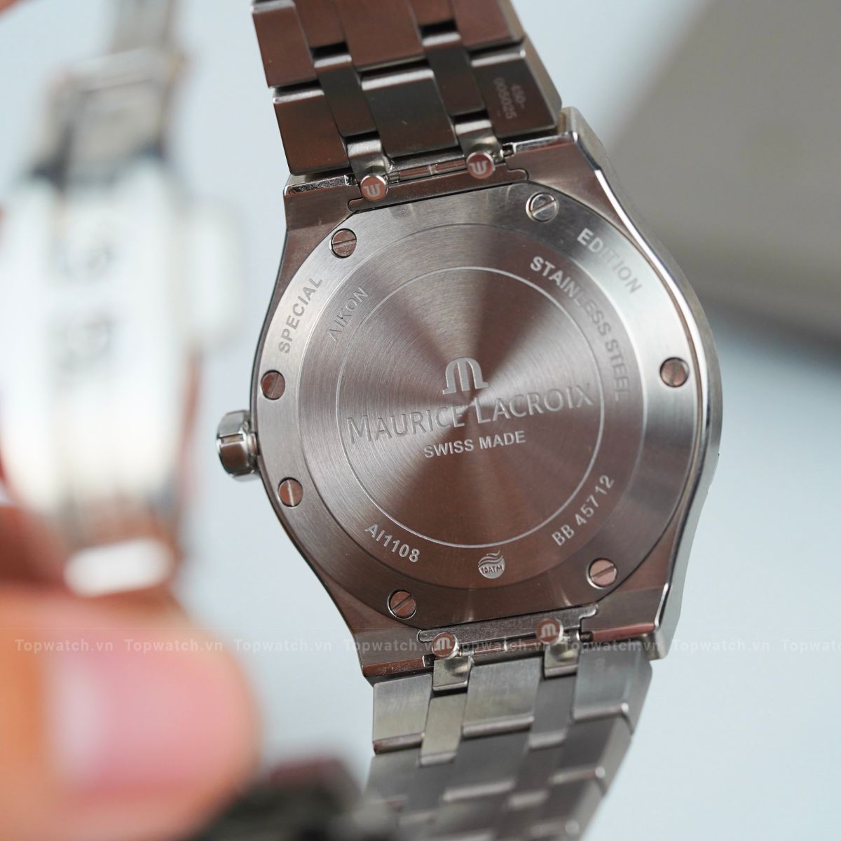 Đồng hồ Maurice Lacroix Aikon Quartz Colours Edition AI1108-SS002-431-1 Đồng hồ Maurice Lacroix Aikon Quartz Colours Edition AI1108-SS002-431-1 - Ảnh 8