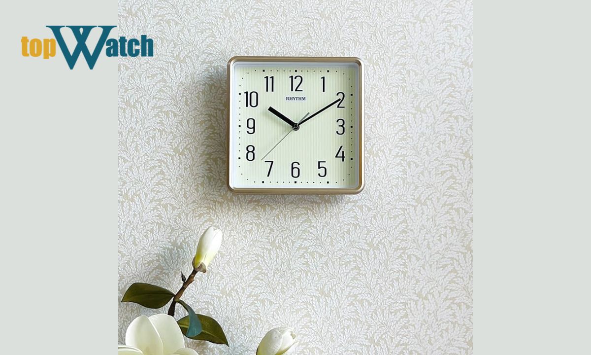 Đồng Hồ Treo Tường Vuông Rhythm CMG598NR13