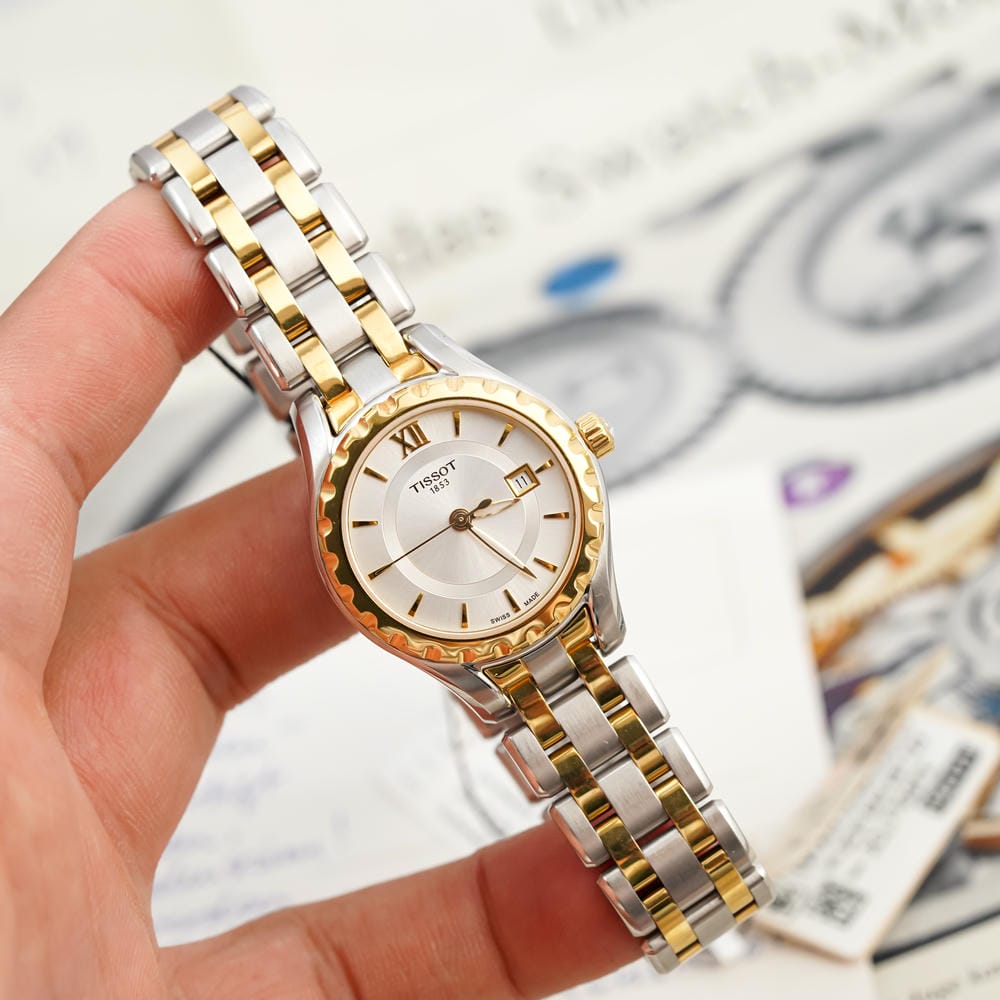 Đồng hồ Tissot Nữ T072.010.22.038.00 Dây Thép Không Gỉ Mạ Vàng 28mm Đồng hồ Tissot Nữ T072.010.22.038.00 Dây Thép Không Gỉ Mạ Vàng 28mm - Ảnh 6