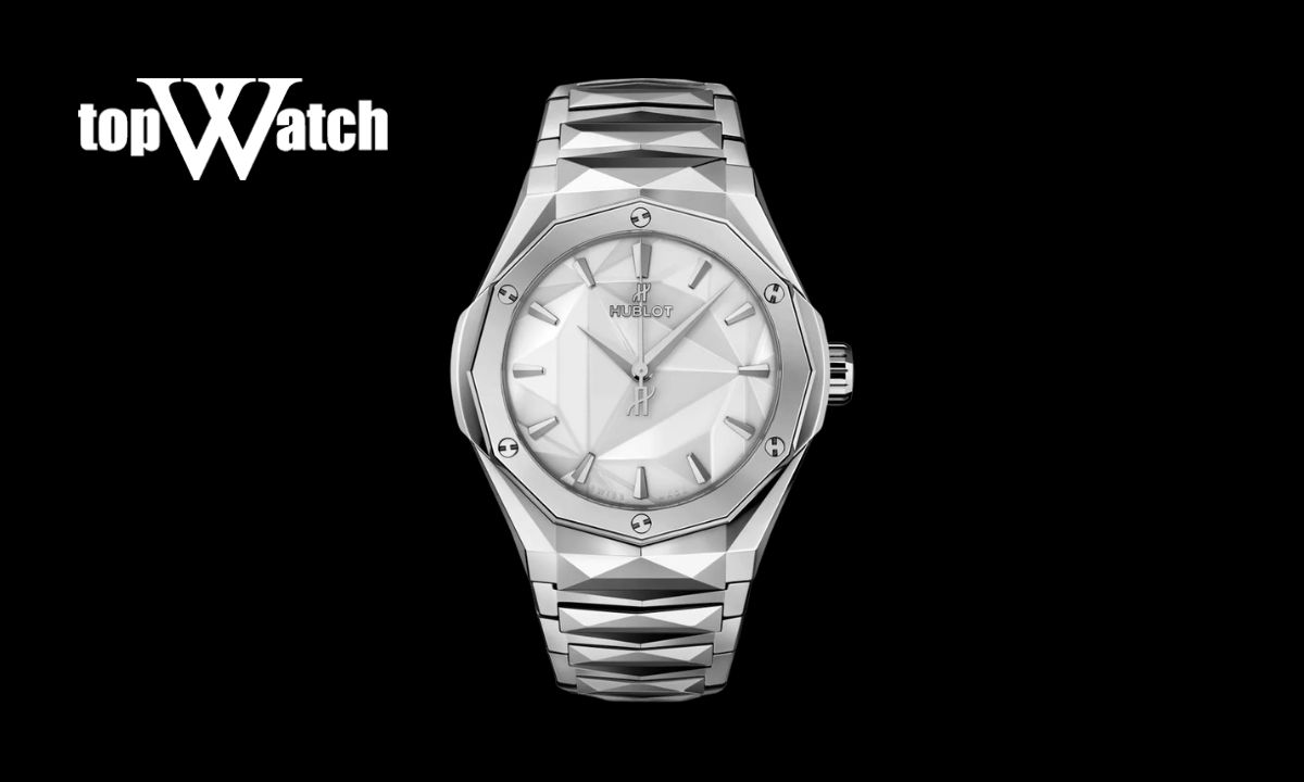 Đồng hồ Hublot mặt trắng Classic Fusion 550.NS.2200.NS.ORL22 40mm
