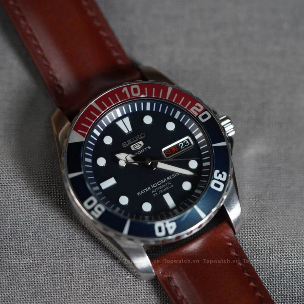Đồng hồ Seiko SNZF15K1 Đồng hồ Seiko SNZF15K1