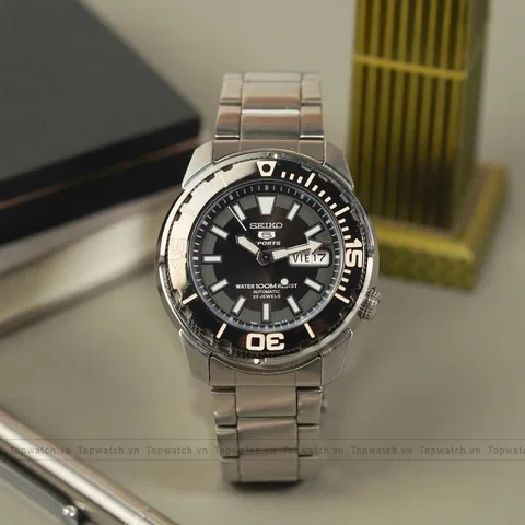 Đồng hồ SEIKO 5 SNZE97