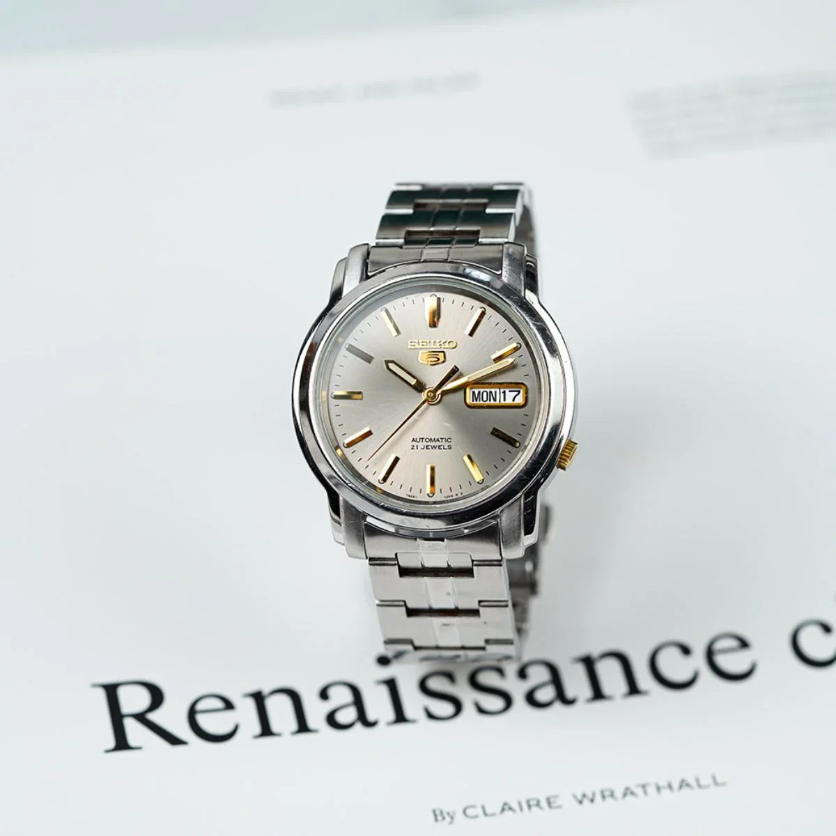 Đồng hồ Seiko 5 SNKK67K1 Đồng hồ Seiko 5 SNKK67K1